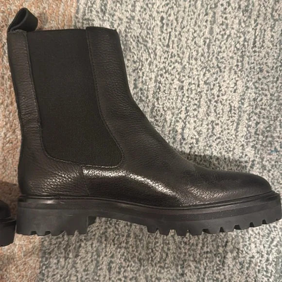 Katerina Lug Sole Chelsea Boot- Women’s Size 8 - Picture 6 of 9